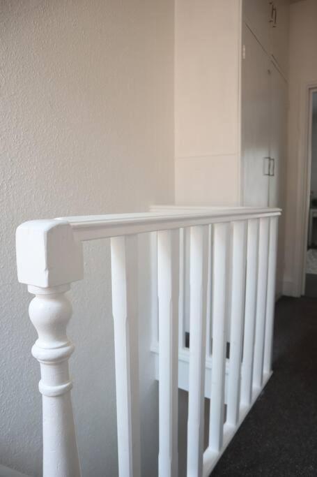 Spacious 1 Bedroom Apartment Leicester Exteriör bild